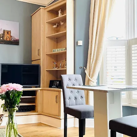 Belle Vue Nyaraló *