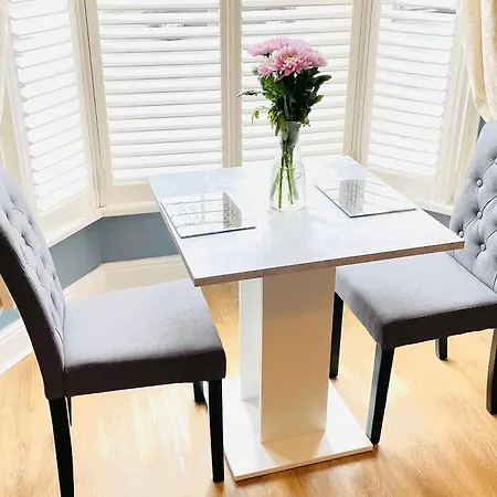 Belle Vue Semesterbostad *